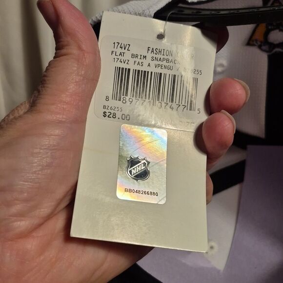 Adidas Pittsburgh Penguins Snapback Hat - New - Picture 8 of 8